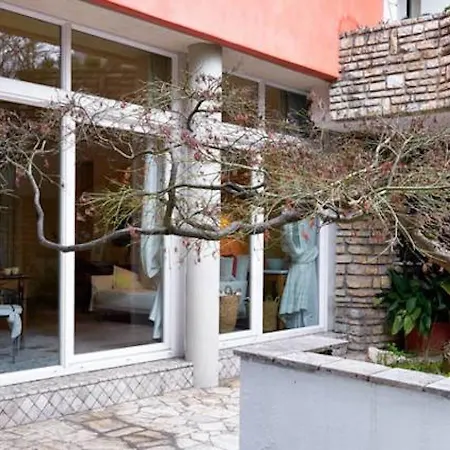 Finardi Bed & Breakfast *